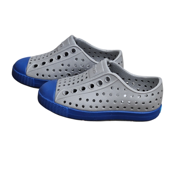 NWT Native Jefferson Slip-On Sneaker - Kids Size 5 (C5) - Picture 6 of 6